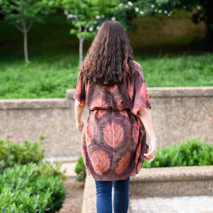 Ichcha – Kimono - Mulher por atacado – Kimono/Robe Lounge com Estampa de Folha Roxa – Mia1