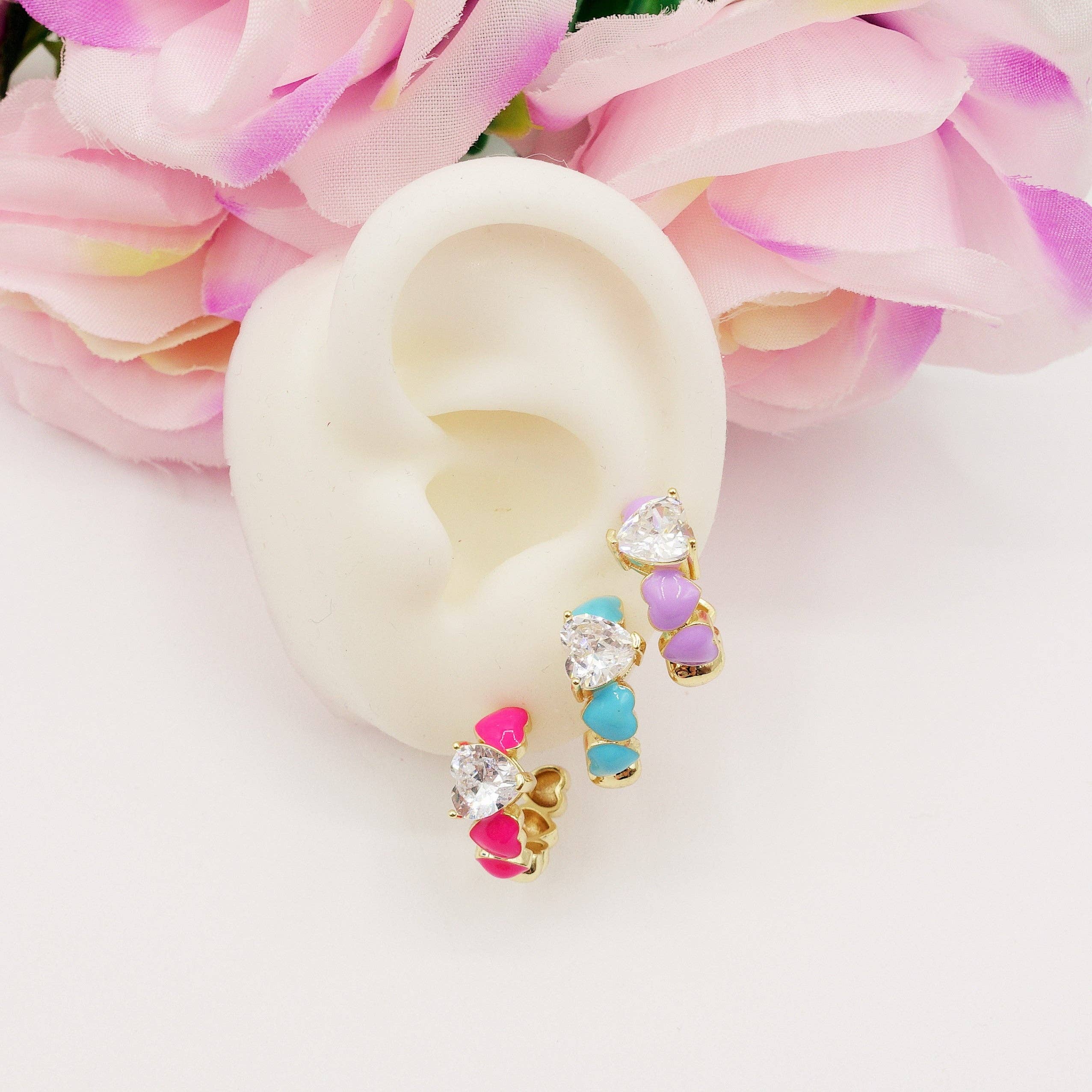 Daemon srls - Wholesale Hoop Earrings - CLAIRE hoops COLOURS - PAIO Orecchini a cerchio con cuoricini bombè smaltati e Cubic Zirconia a forma di cuore2