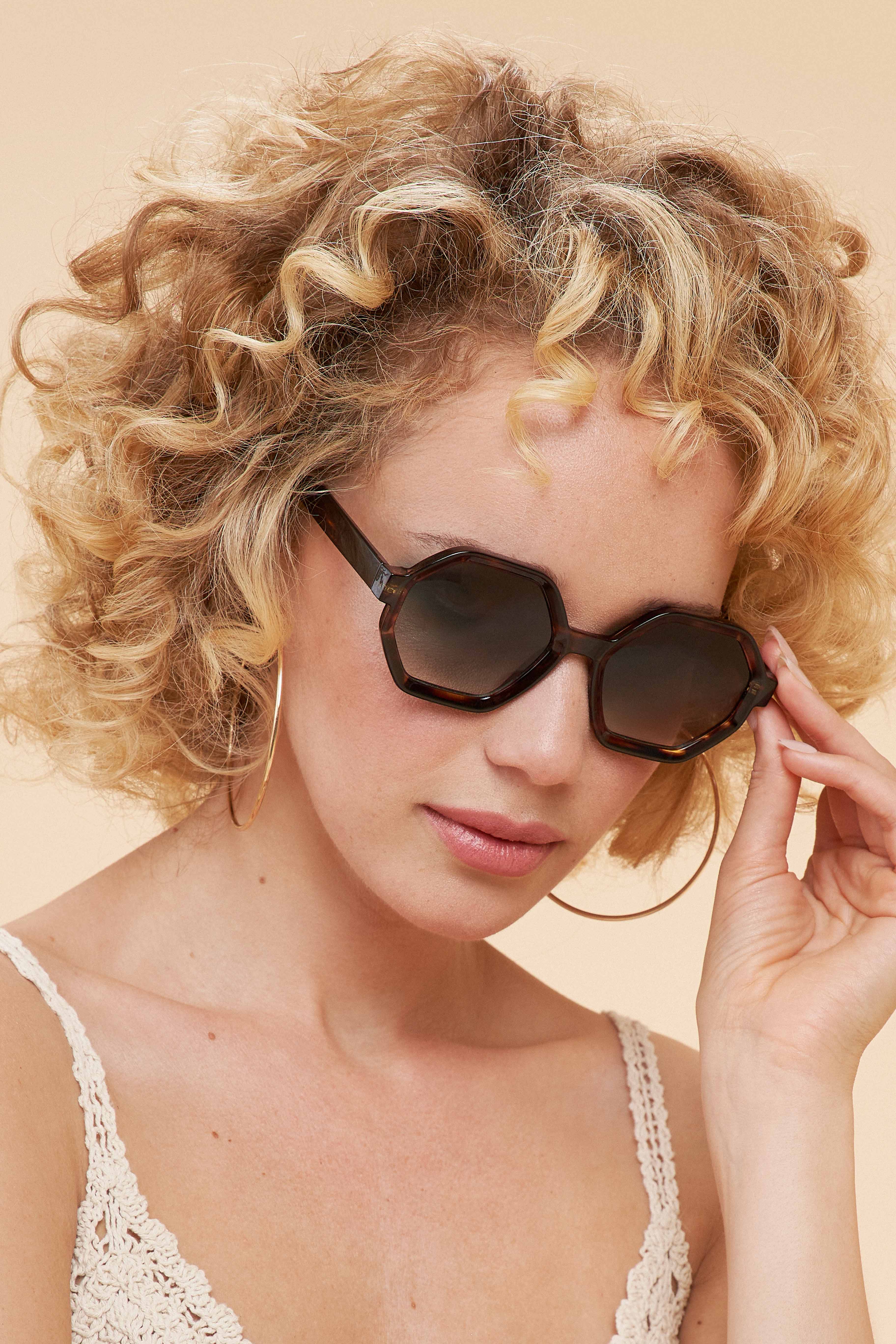 Powder Design inc - US - Wholesale Sunglasses - Women's - Limited Edition Raven Sunglasses - Tortoiseshell3