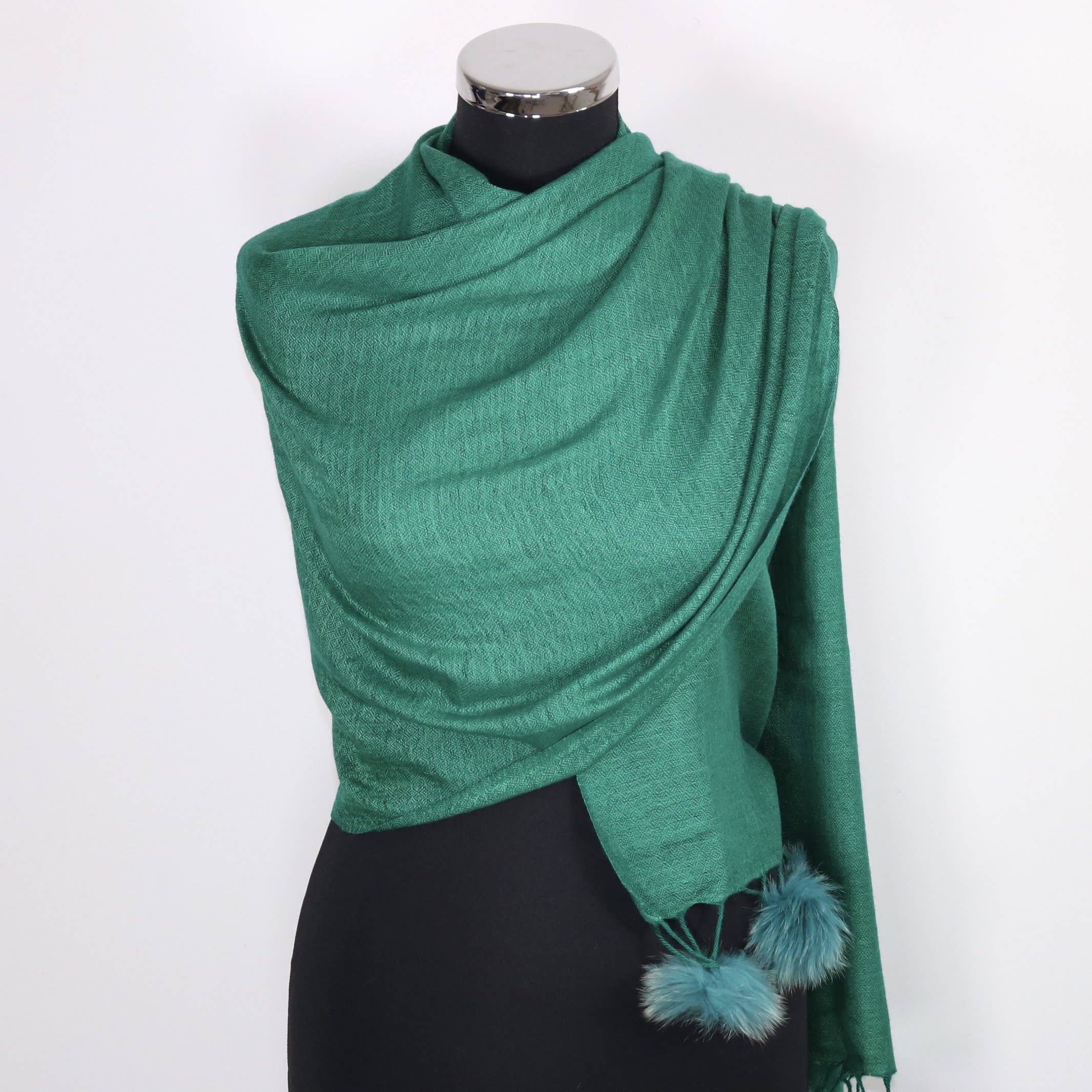 Tivello – wholesale Halsduk - Dam – Grace Cashmere halsduk med fuskpäls Pom Poms7