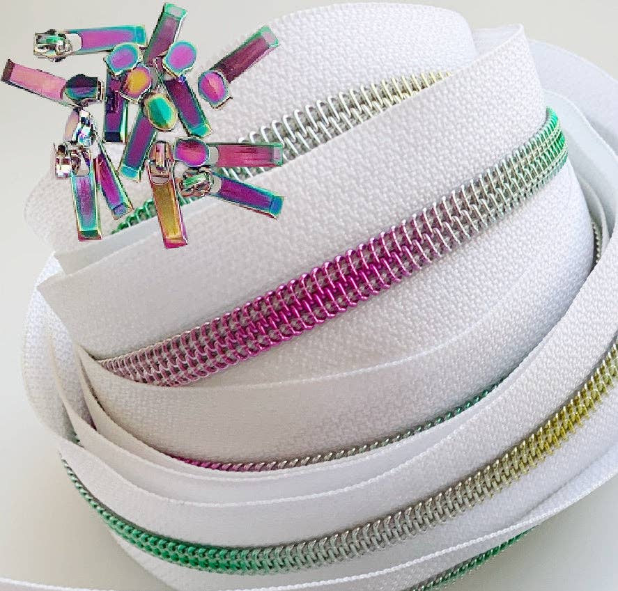 Sew Hungryhippie LLC - Wholesale Craft Supplies - Zipper White & Rainbow1