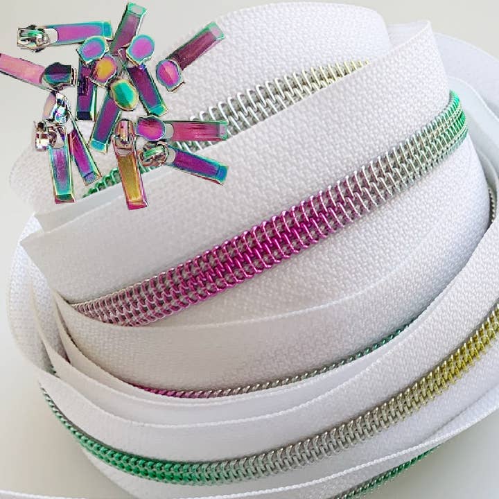 Sew Hungryhippie LLC - Wholesale Craft Supplies - Zipper White & Rainbow1