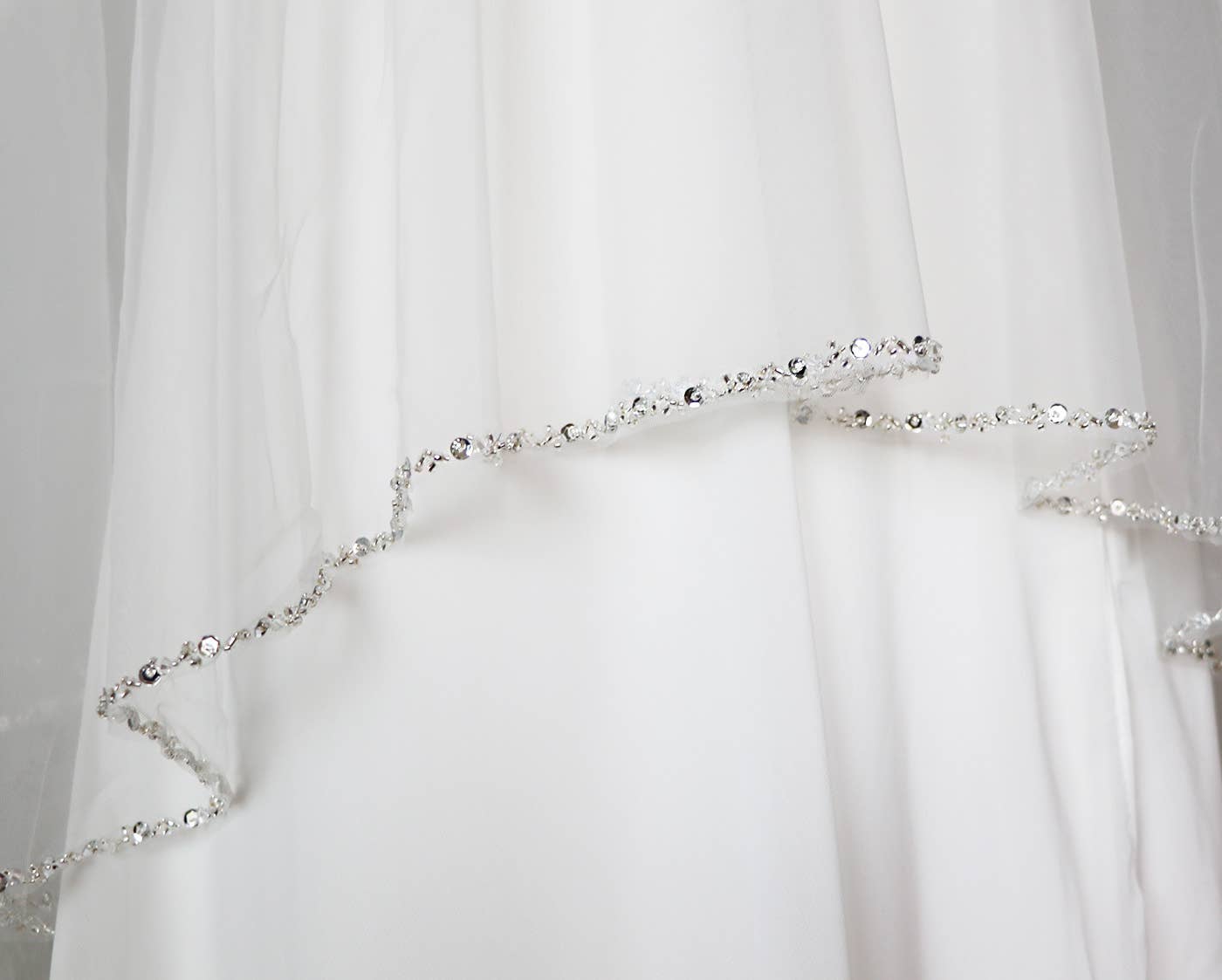 allureweddingjewelry - Wholesale Sluier - Dames - Kristallen Rand Bruidsluier10