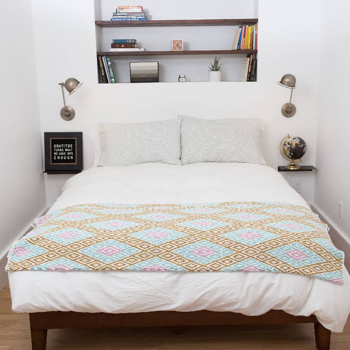 Seek & Swoon - Wholesale Throw Blanket - Bella Vista Throw Blanket - Italy-Inspired Cozy Home Decor