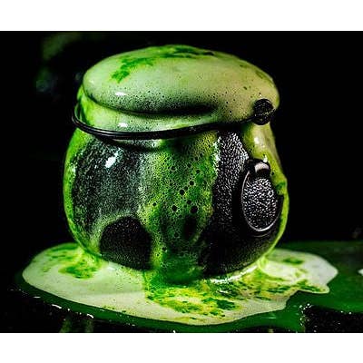 Velvet Riot Co - Wholesale Bath Bomb/Fizz - Witches Brew Cauldron Bath Bomb12