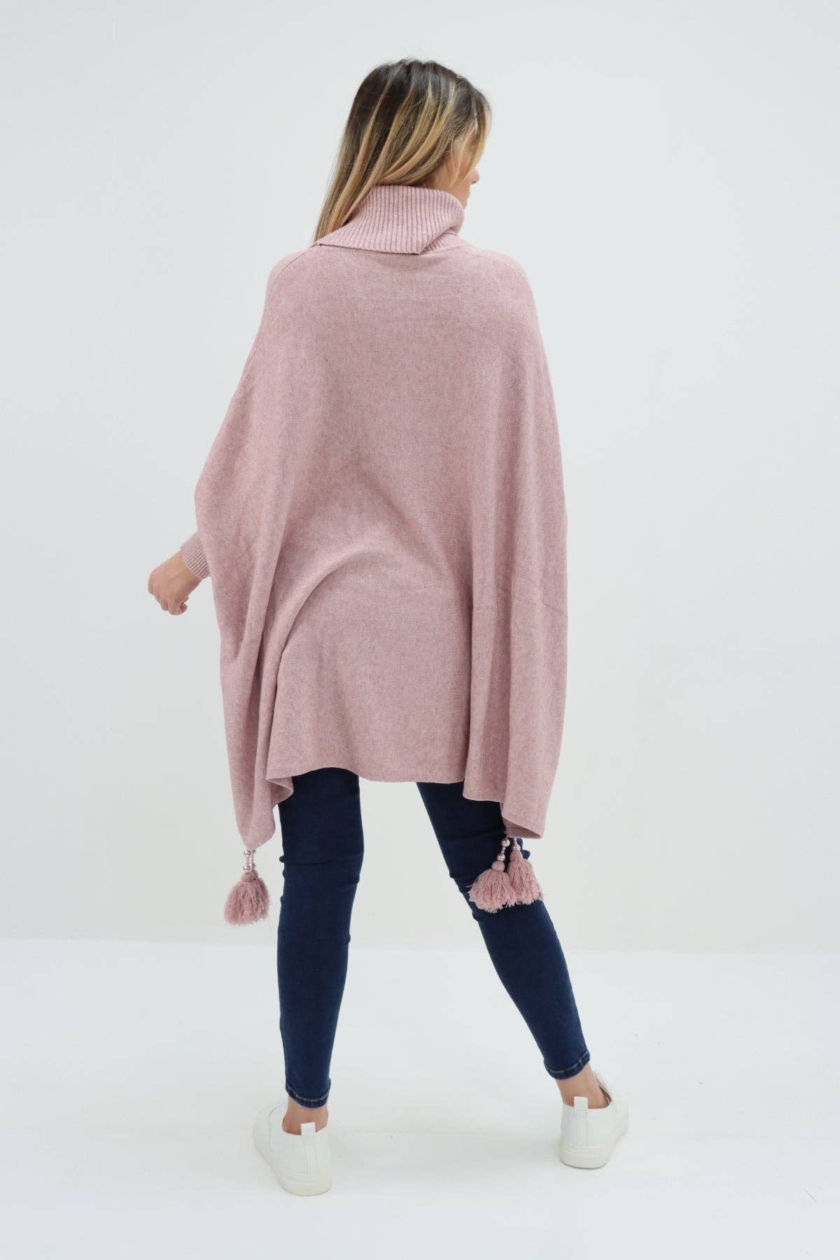 Miss Bold - Vente Poncho – femme - Poncho tunique italien à col bénitier et manches chauve-souris à pompons25