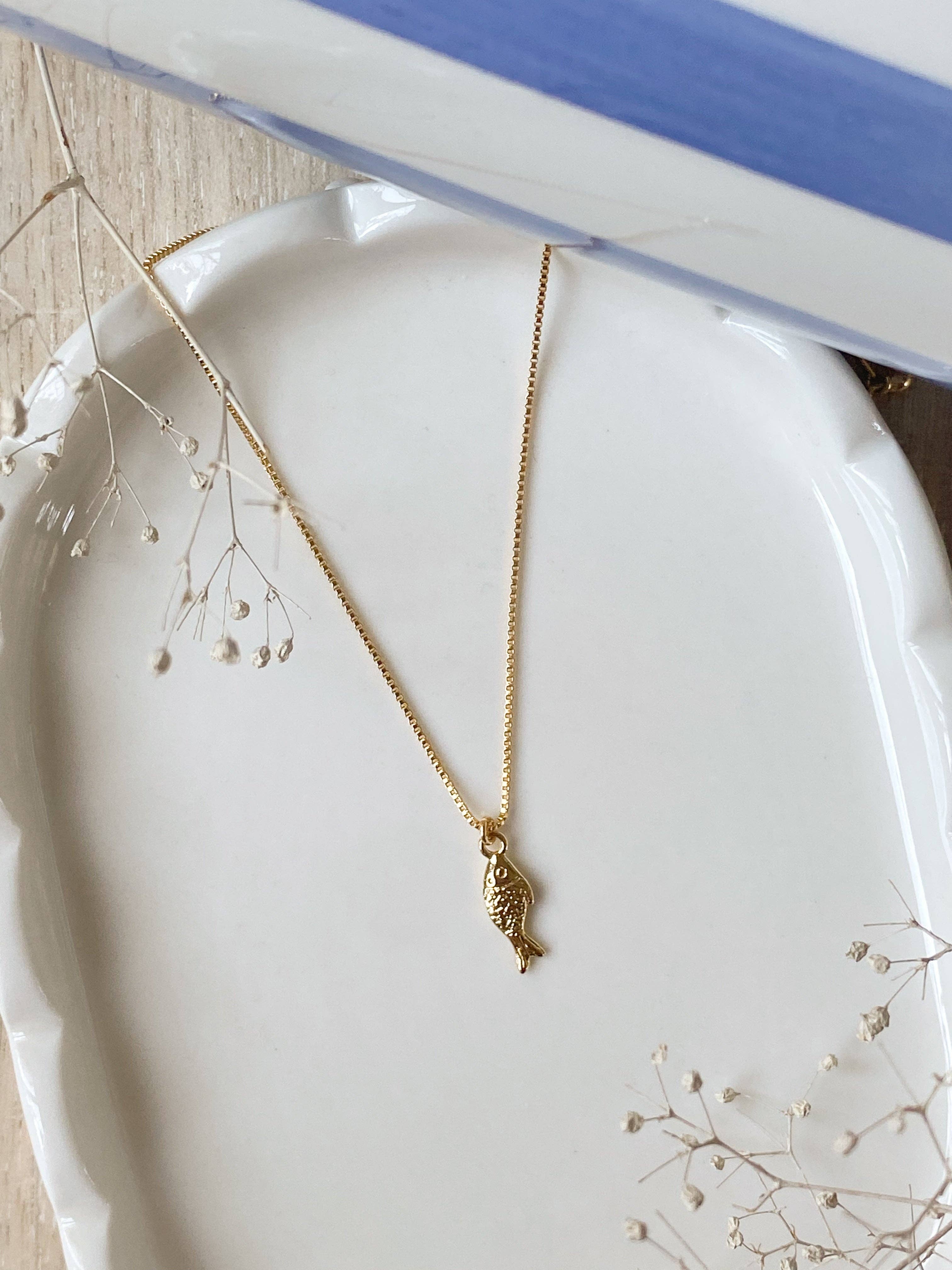 Agaveh girl - Wholesale Pendant/Charm Necklace - Crete Necklace1