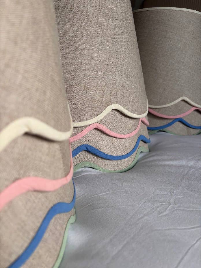 LNH EDIT - Wholesale Lamp Shade - Scallop linen green trim Lampshade5