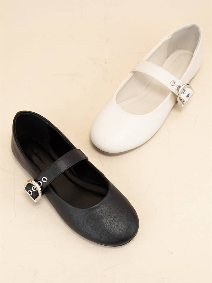 CCOCCI - Vendita all'ingrosso Ballerine - Donna - SEESAW MARY JANE A PUNTA TONDA CON CINTURINO E FIBBIA PIATTA1