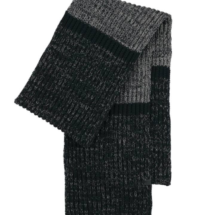 1005-02-12 SCIARPA NERA TWIST per la vendita all'ingrosso da parte di BICKLEY + MITCHELL AMSTERDAM