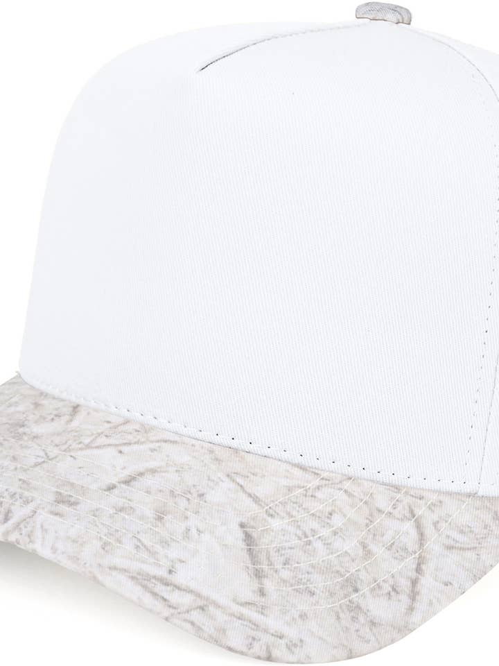 Casquette Snapback Vintage Bicolore - Camouflage Real Tree Blanc/Blanc pour la vente par Funky Junque