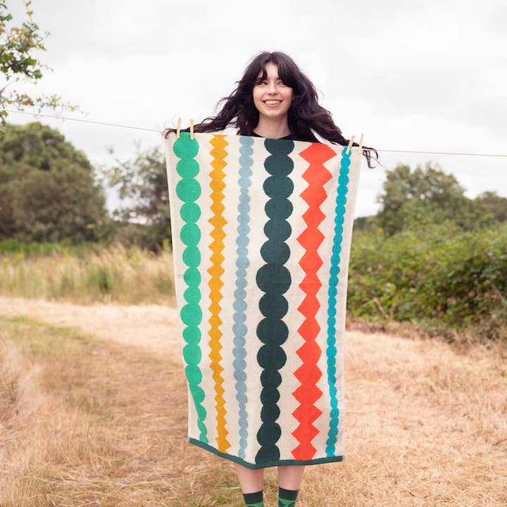 Donna Wilson - Wholesale Bath Towel - Mixed Fizz Bath Towel1