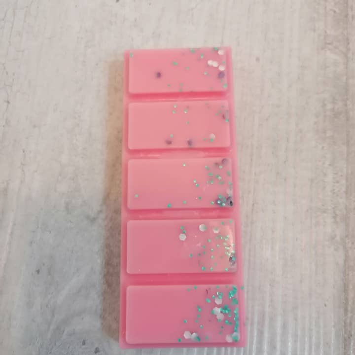 Bee-utiful Fragrances – wholesale Wax melt – Holiday Romance snapbar