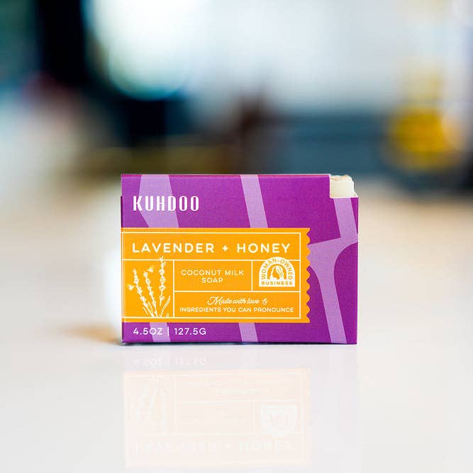 Lavender & Honey Bar Zeep voor wholesale door Kuhdoo Soap