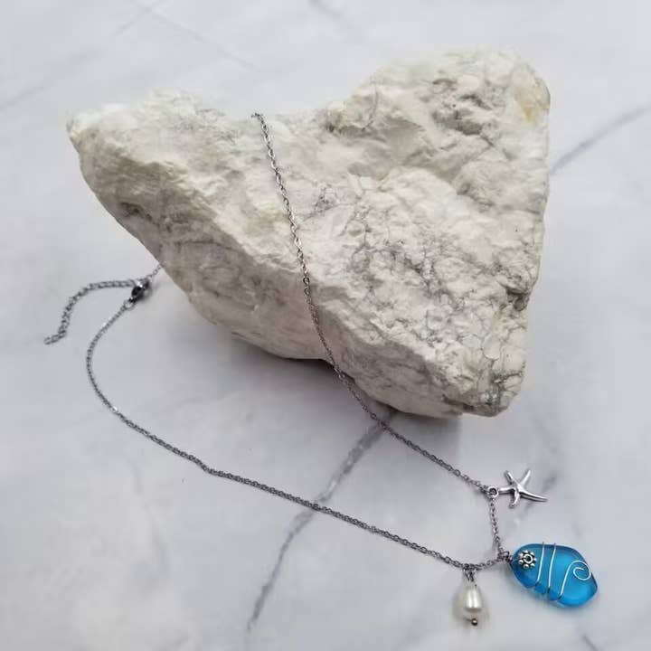 The Pretty Jewellery - Wholesale Pendant/Charm Necklace - Blue Sea Glass Beach Strand Necklace