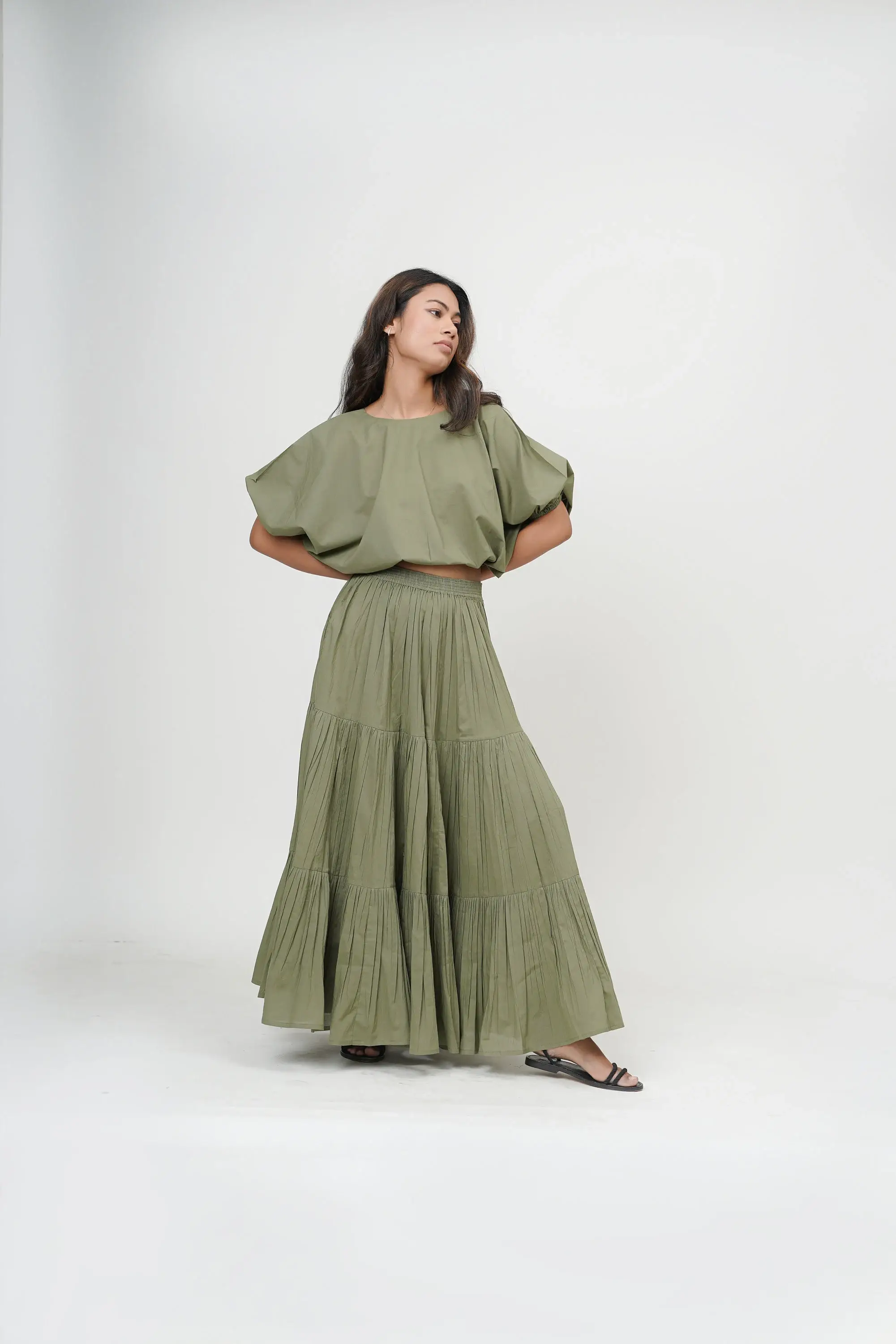 Tailor Didi – wholesale Set med topp och kjol - Dam – Bomull Boho Kjol med Volanger och Båtringad Kort Topp med Fickor6