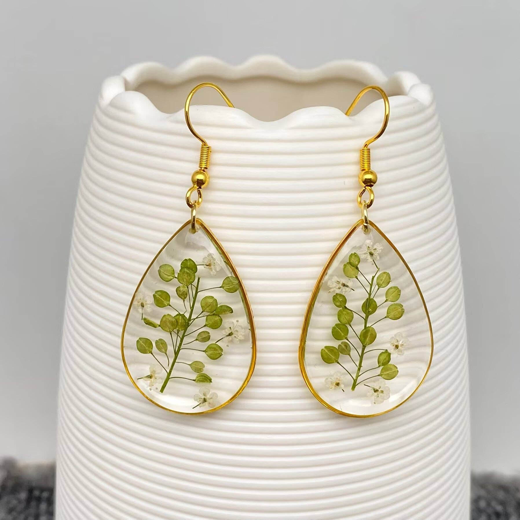Mio Queena - Wholesale Dangle Earrings - Lepidium Apetalum Dried Flowers Drop Dangle Earrings - PDF