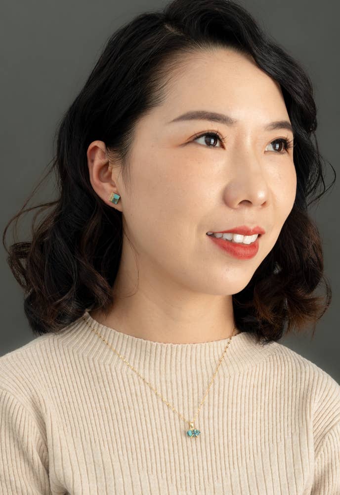 Starfish Project, Inc - Vente Clous d'oreille - Boucles d'oreilles à tige carrée Lorena en turquoise1