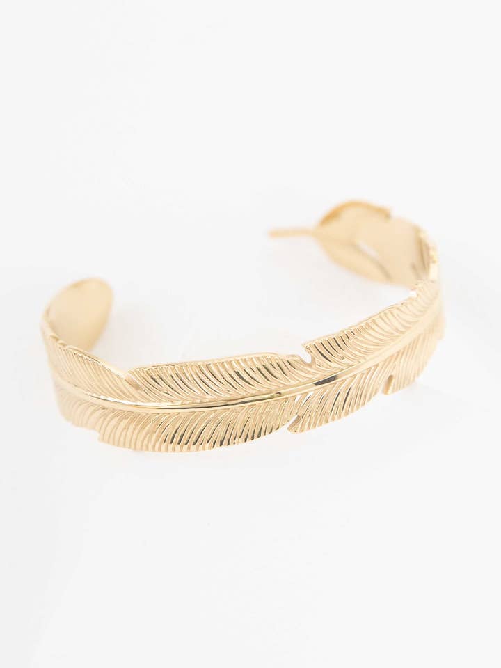 Feather Cuff Bracelet for wholesale by Lovoda