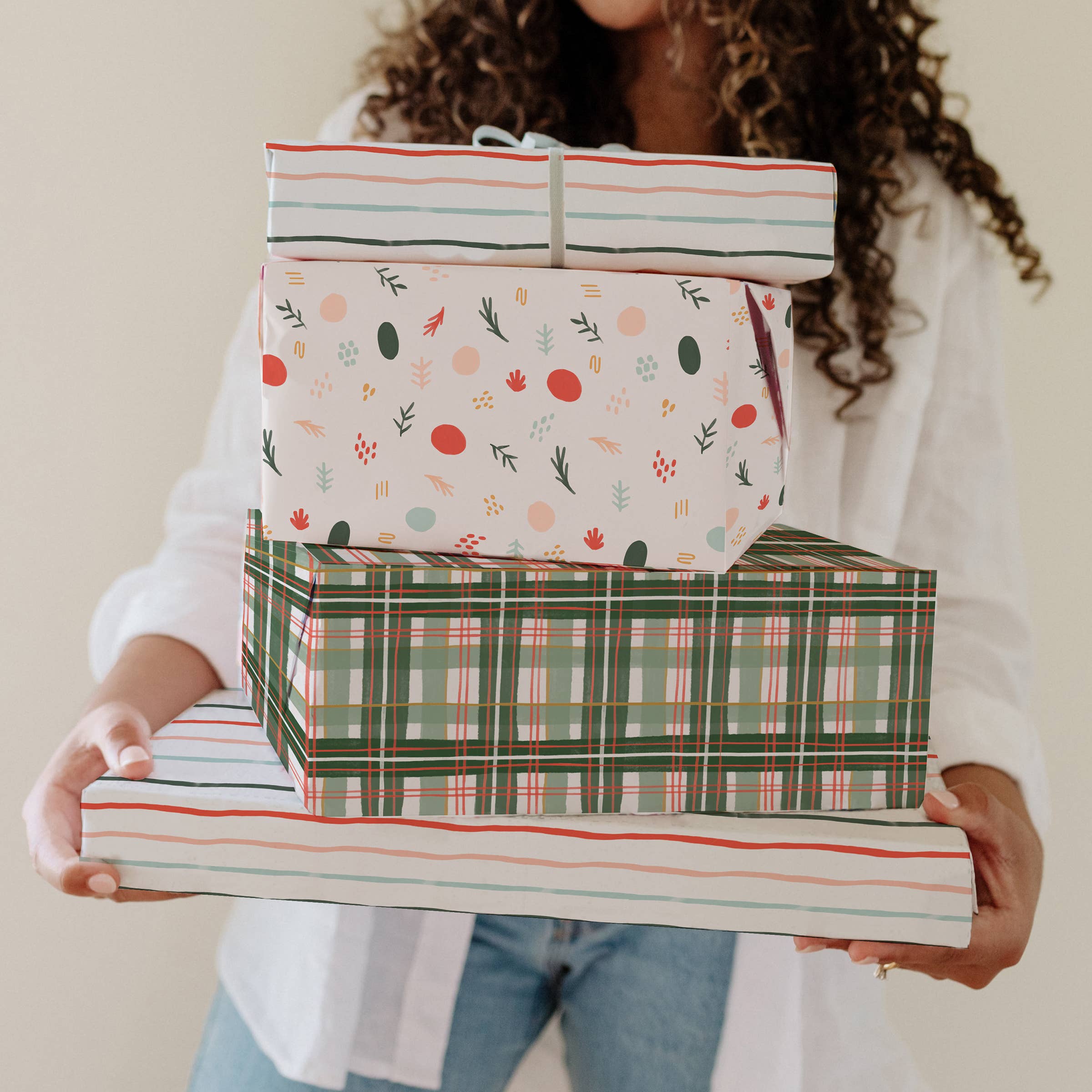 Ramona & Ruth – wholesale Wrapping paper roll – Holiday Plaid Gift Wrap | Roll3