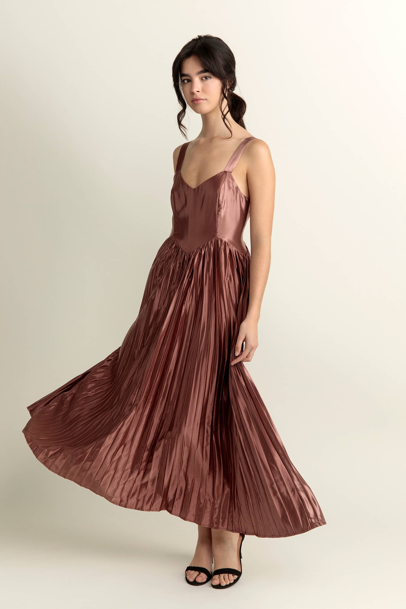 STORIA – wholesale Dress – Women's – JD6918- SOLID SHEEN ACCORDION PLEAT MIDI DRESS 18