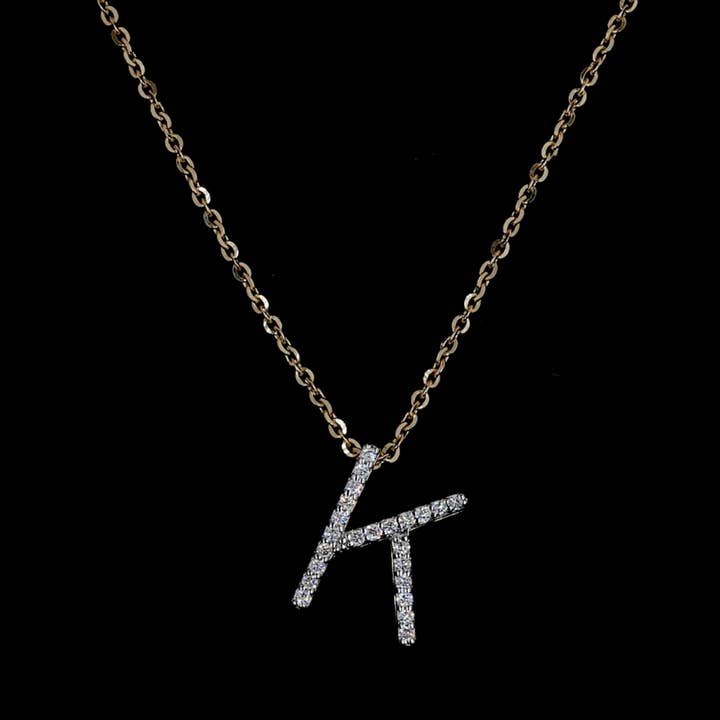 Collier Lettre d'Amour Initiale pour la vente par Karia Diamonds