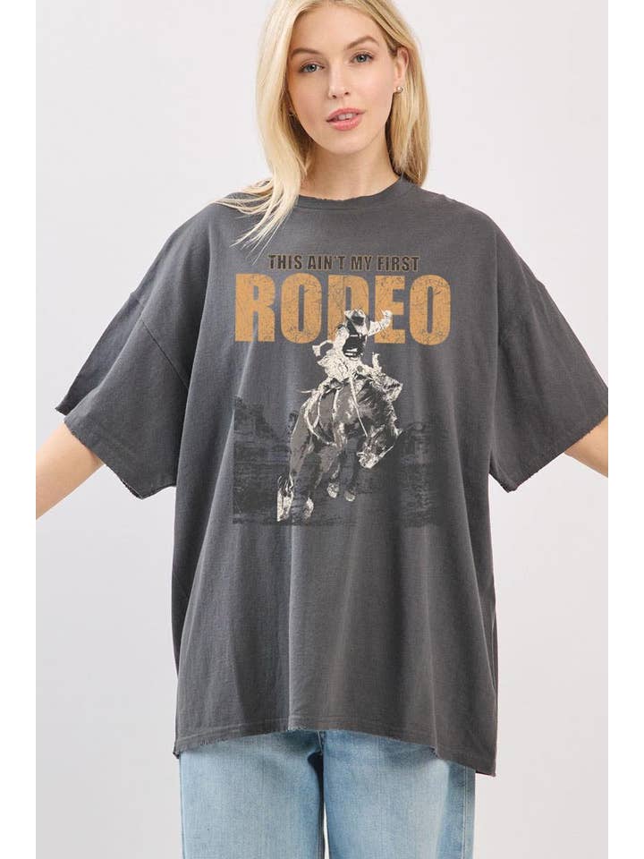 Zutter - Wholesale Screen Printed T-Shirt - Women's - This Ain'T My First Rodeo Graphic Oversized Seamless Box Tee