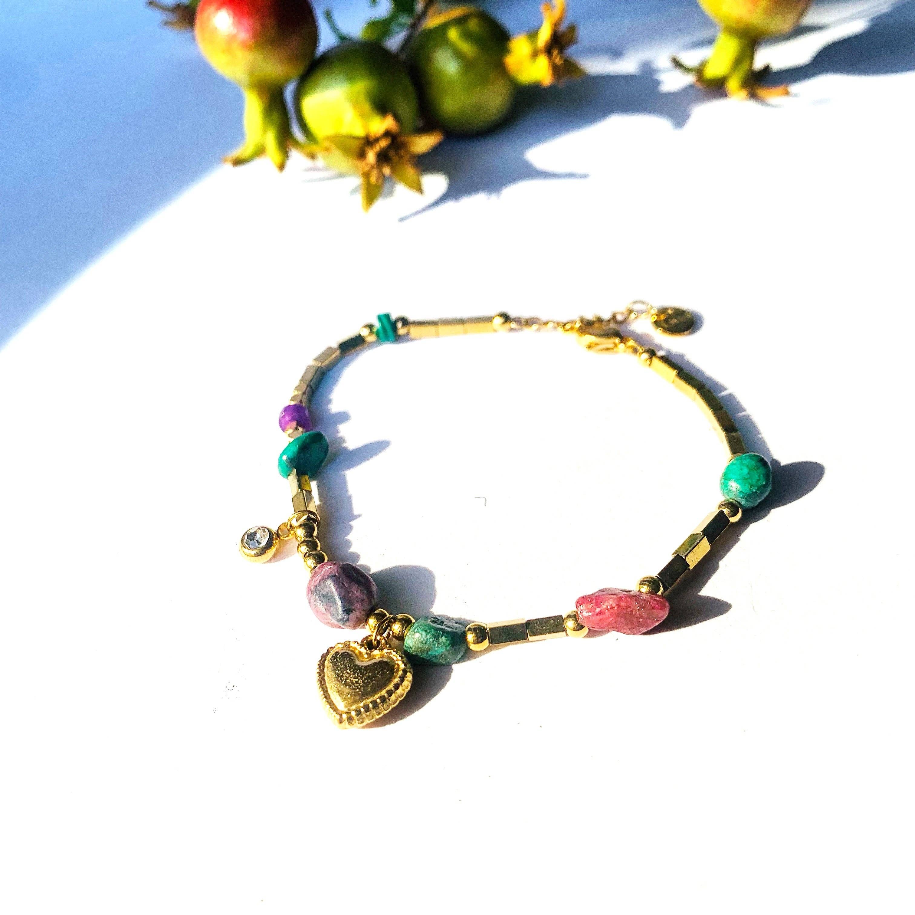 Atisha Spiritual Shop – wholesale Berlockarmband – HEART STONES Armband ~ i rostfritt stål, med hårda stenar och hjärtformade berlocker0