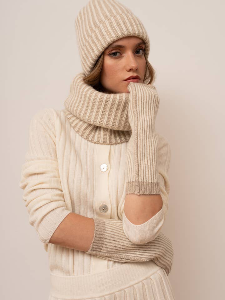 Cashmere Ribbed Mittens for wholesale by Bel Cashmere S.C.