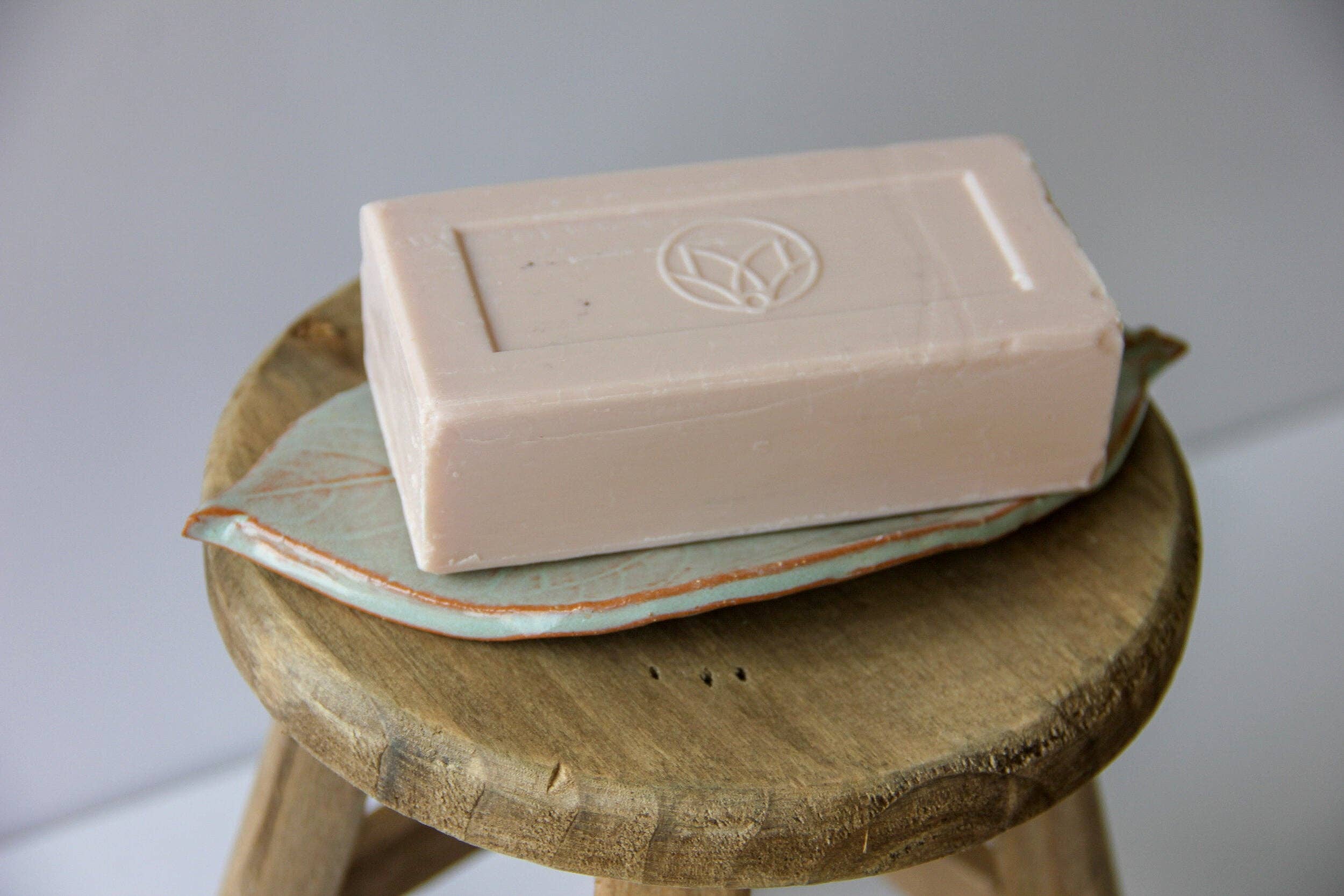 Prodigal Pottery - Venta al por mayor Platitos para jabón de baño - Plato grande con diseño de hoja4