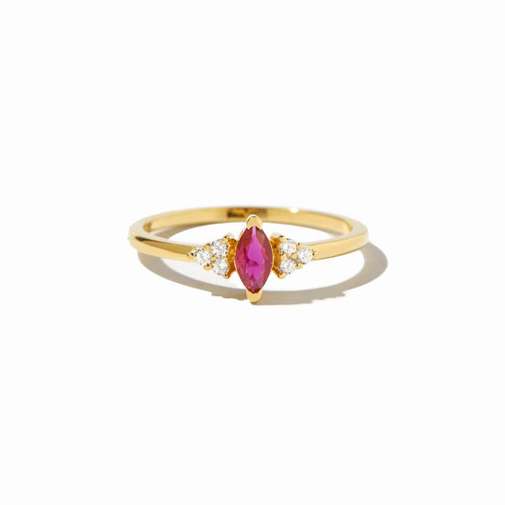 Bague marquise en rubis pour la vente par Sami Jewels
