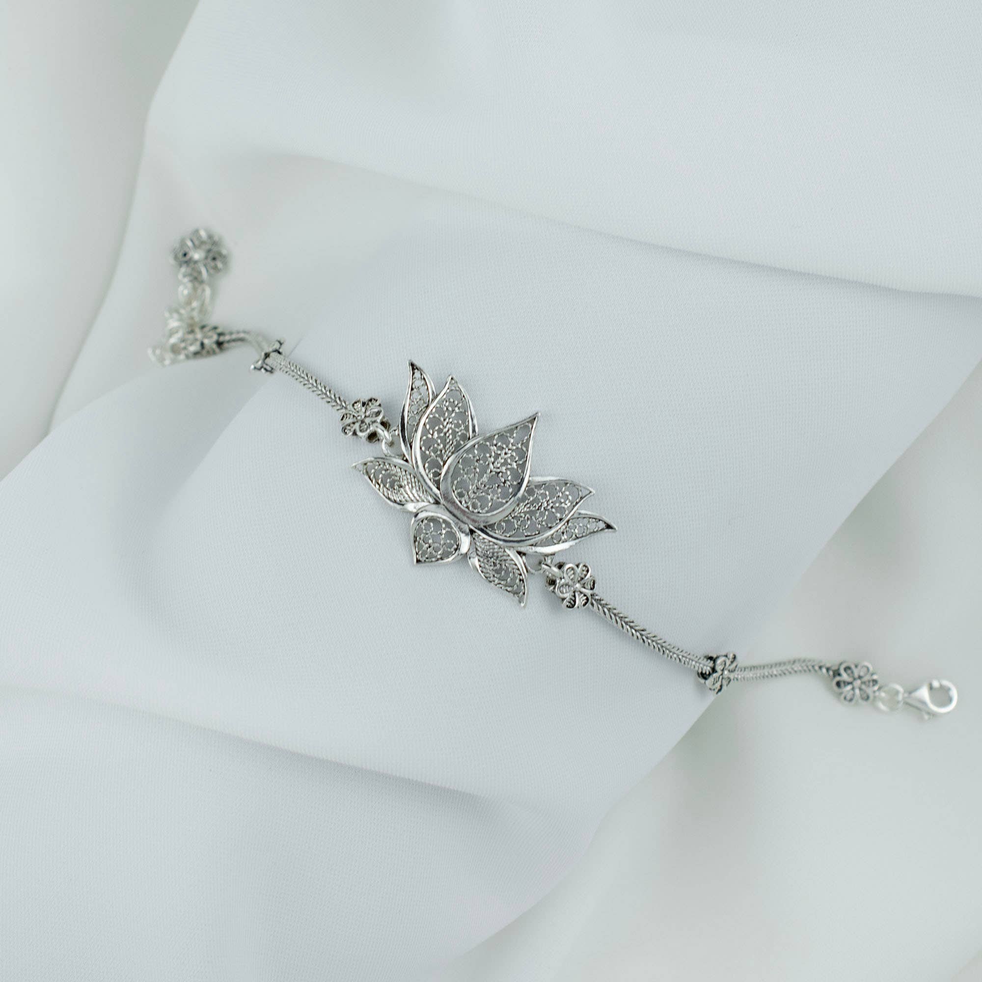 Filigranist Jewelry - Vendita all'ingrosso Bracciali a catena e a maglie - Bracciale a maglia con fiore di loto in argento sterling per donna7