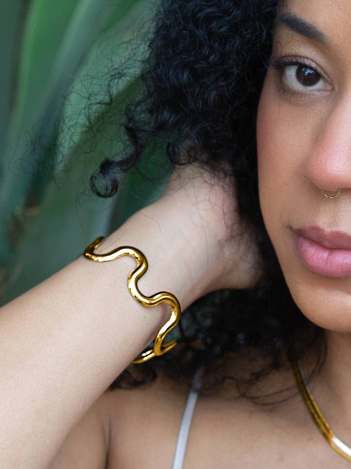 Alma Set - 18K Gold Plated for wholesale by Peter and June