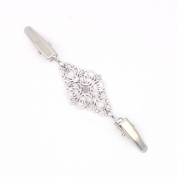ACCITY - Wholesale Scarf Clip - Women's - NEW RETRO VERSATILE ALLOY SWEATER CLIP SHAWL CLIP_CWMM21913