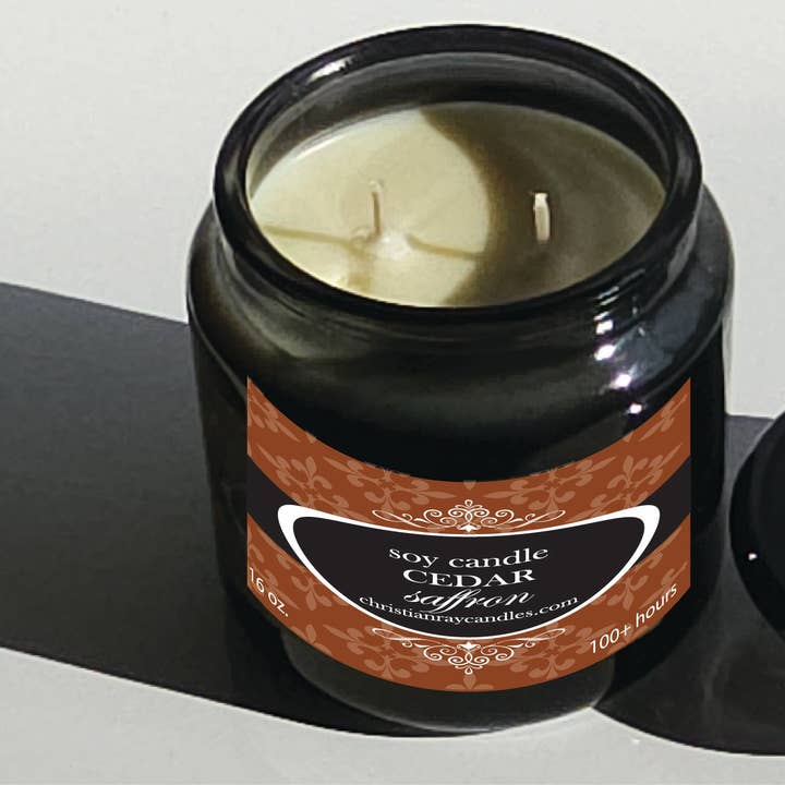 Bougie de soja Apotho en cèdre et safran pour la vente par Christian Ray Candle Co.