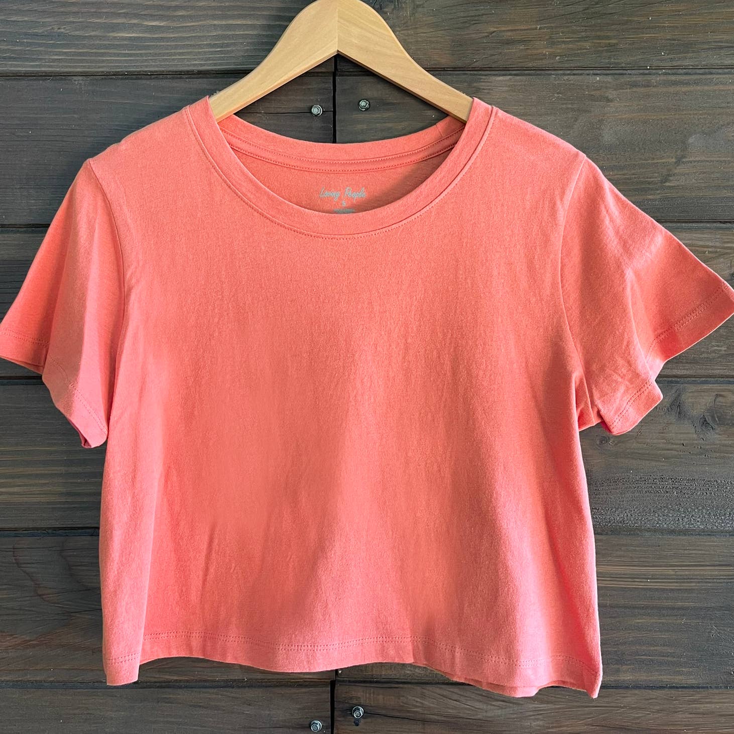 LOVING PEOPLE - Wholesale T-shirt – women's - Premium Cotton Crop Tops (New Colors!)85