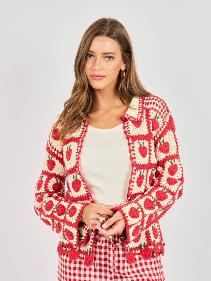 Cardigan all'uncinetto Berrylicious: ROSSO MULTI per la vendita all'ingrosso da parte di Sadie & Sage