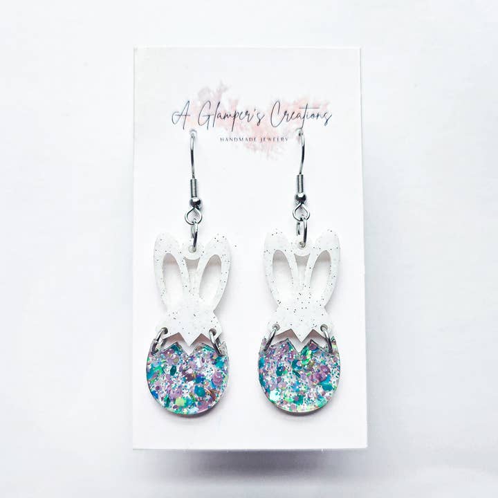 Whismy Glitter Paashaas Ei Acryl Oorbellen voor wholesale door A Glamper's Creations LLC