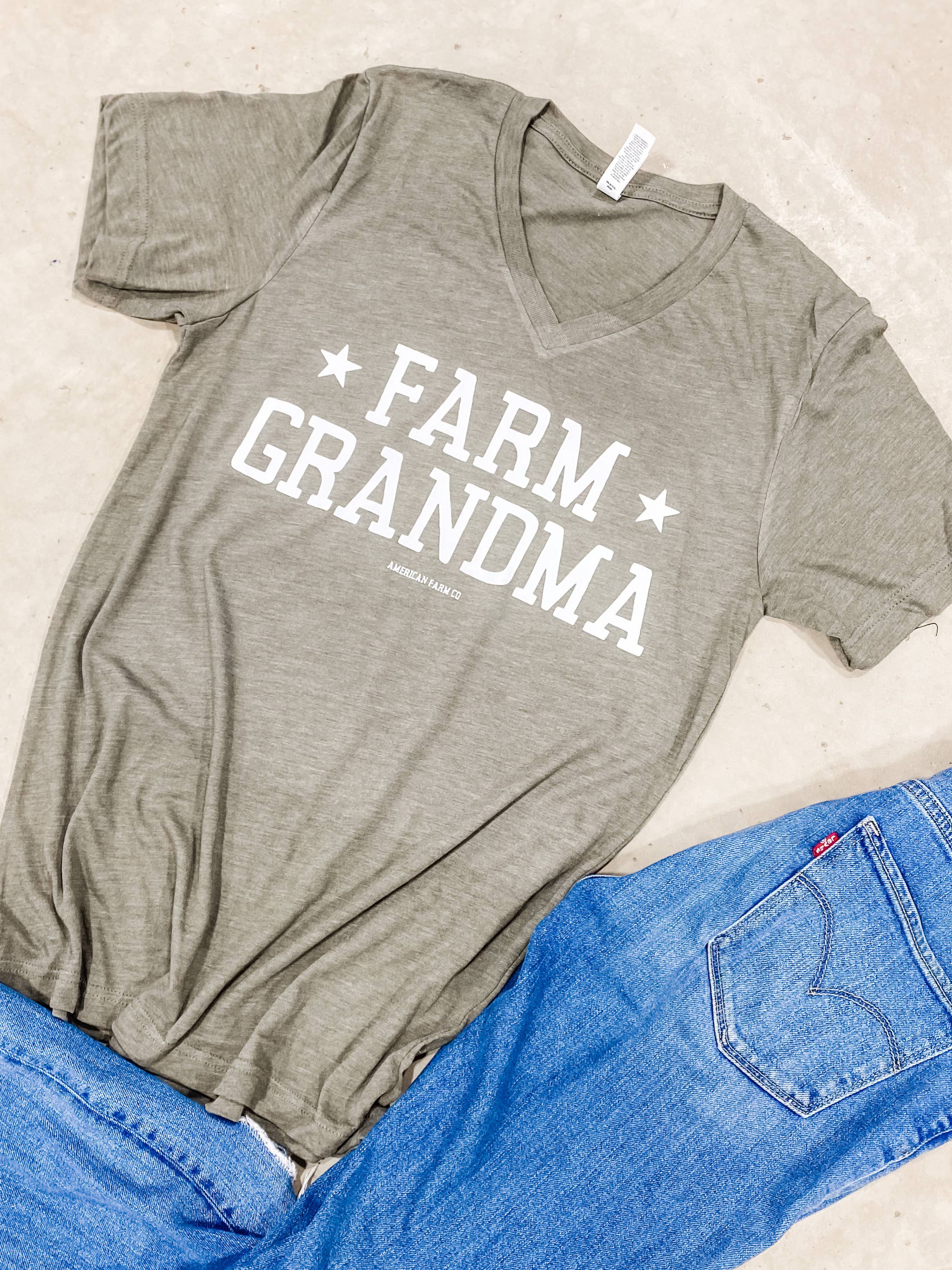 American Farm Company – wholesale Screen printed t-shirt – Women′s – Western 'Farm Grandma' Women's Graphic V-Neck Tee0