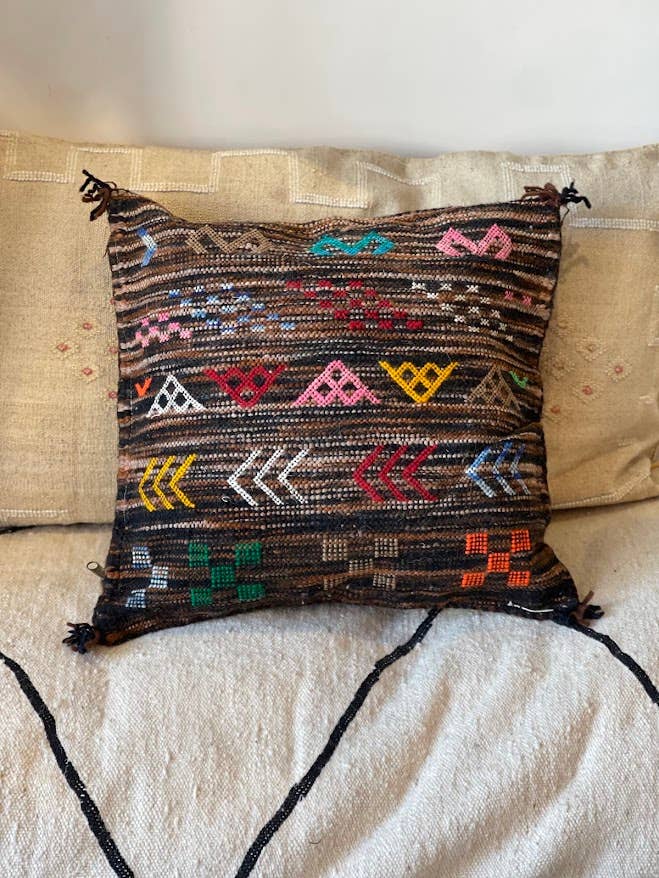 NOMAD BY LIV – Engroshandel Pyntepudebetræk – Vintage kilim pudebetræk i blå og brun5