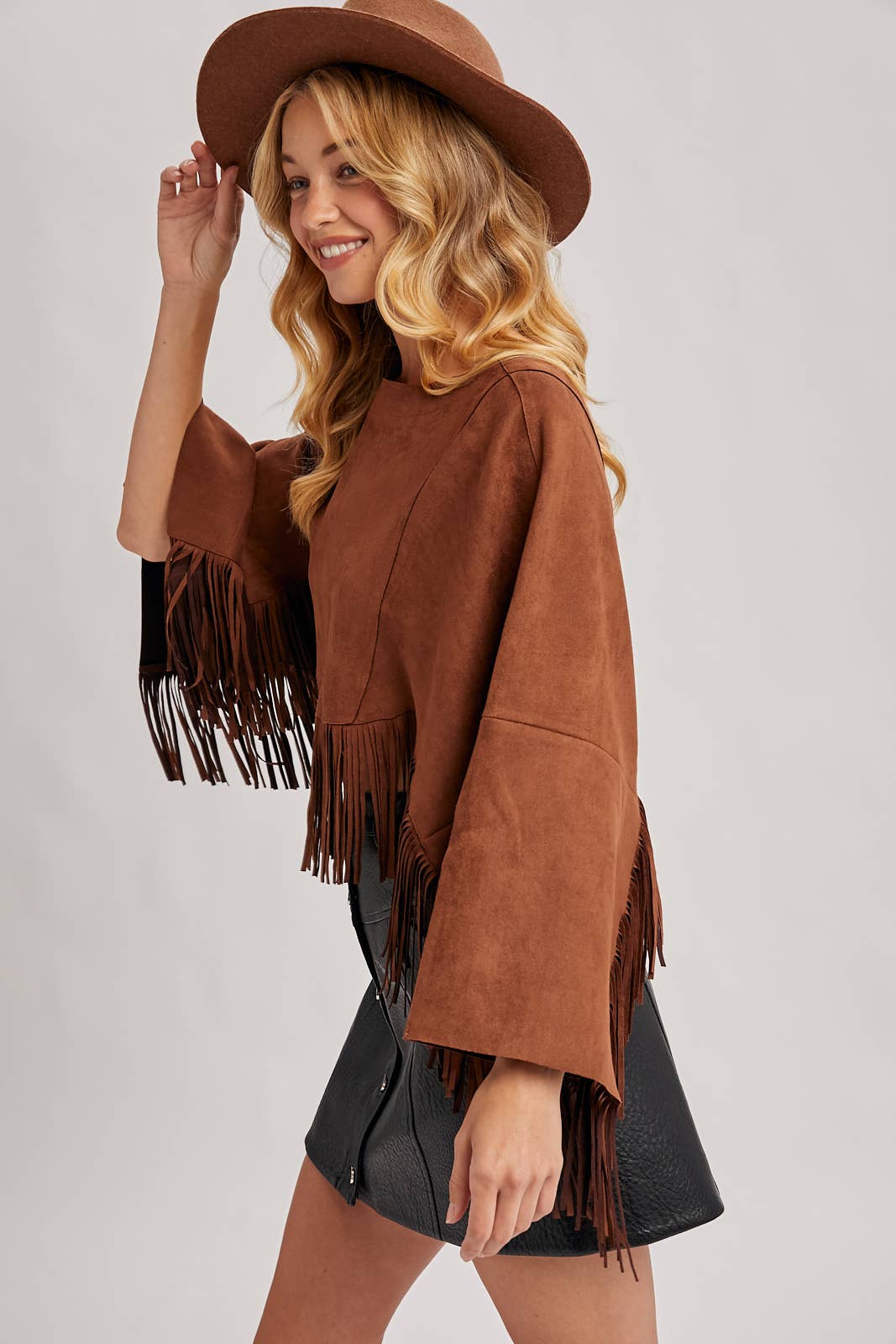 Bluivy - Wholesale Poncho - Women's - WESTERN BOHEMIAN SUEDE FRINGE CAPE20