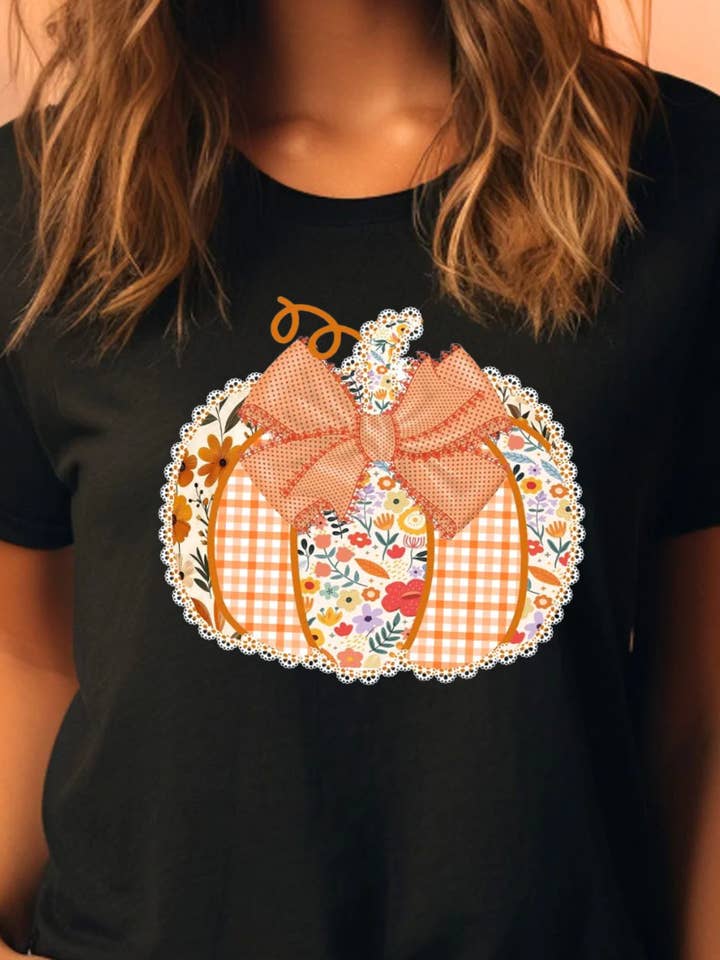 Kiki's Boutique - Wholesale Screen Printed T-Shirt - Women's - Ditsy Flower Pumpkin Tee0
