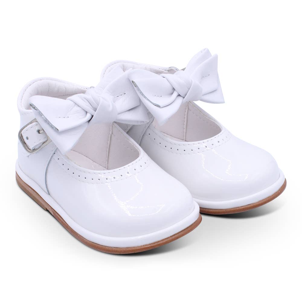 Borboleta – wholesale Dress shoes – Kids – Girls Patent Bar Shoes with Removable Knotted Bow13