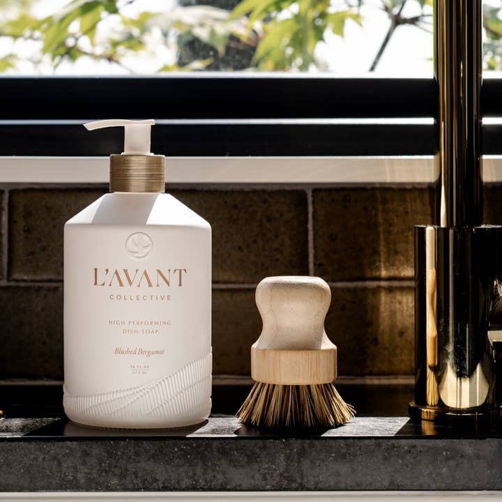 L'AVANT Collective - Wholesale Dish soap - High Performing Dish Soap Blushed Bergamot4