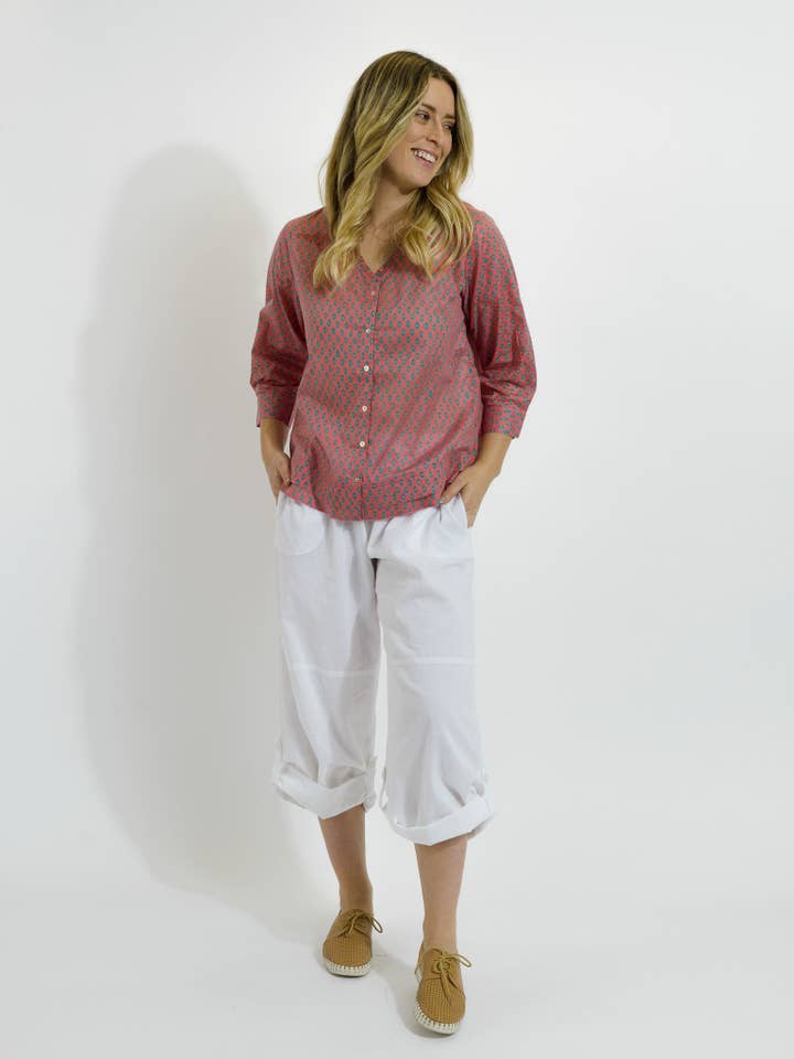 Mozaic by Euro Dreaming - Wholesale Buttoned-down shirt – Women's - Capricorn Cotton Shirt in Pink and Green Eyes