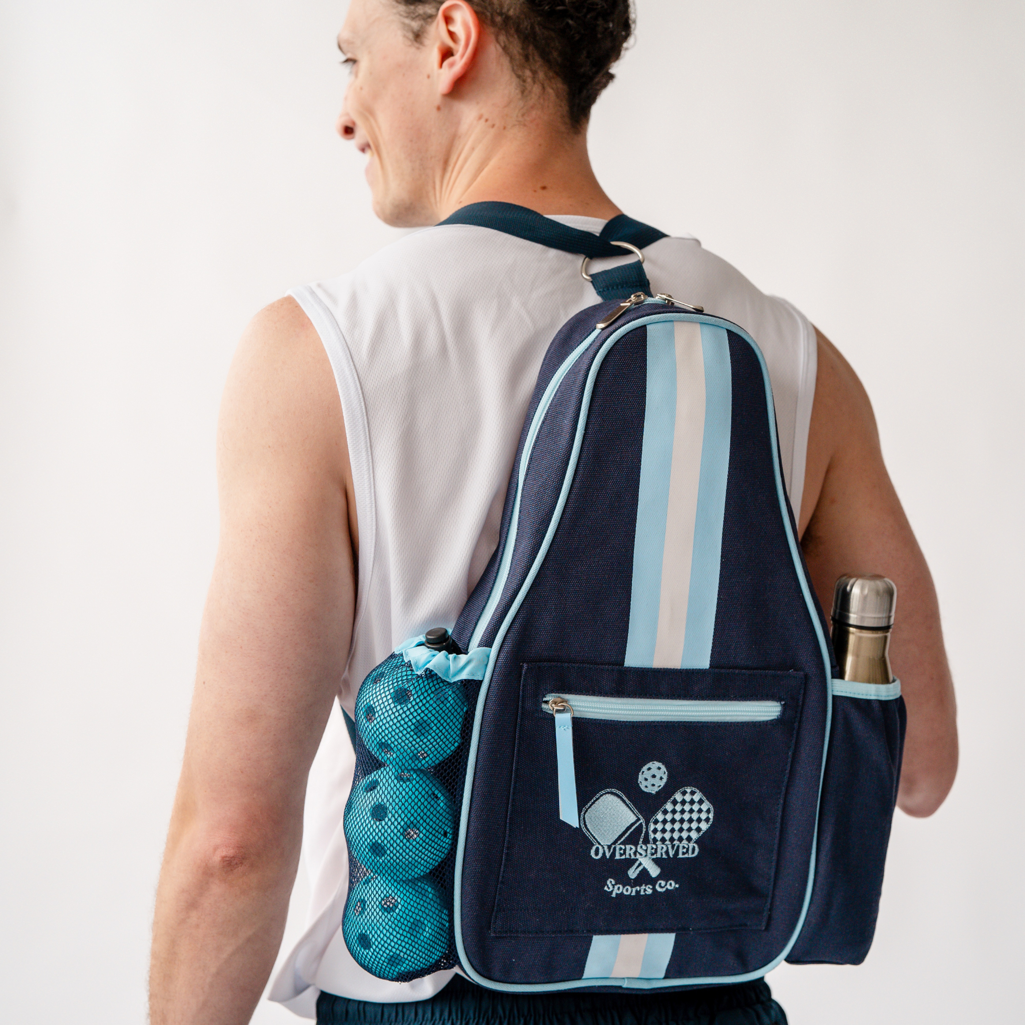 Overserved Sports Co. – wholesale Sportväska – Unisex – Söt Pickleball Slingväska | Lätt Pickleball Ryggsäck8