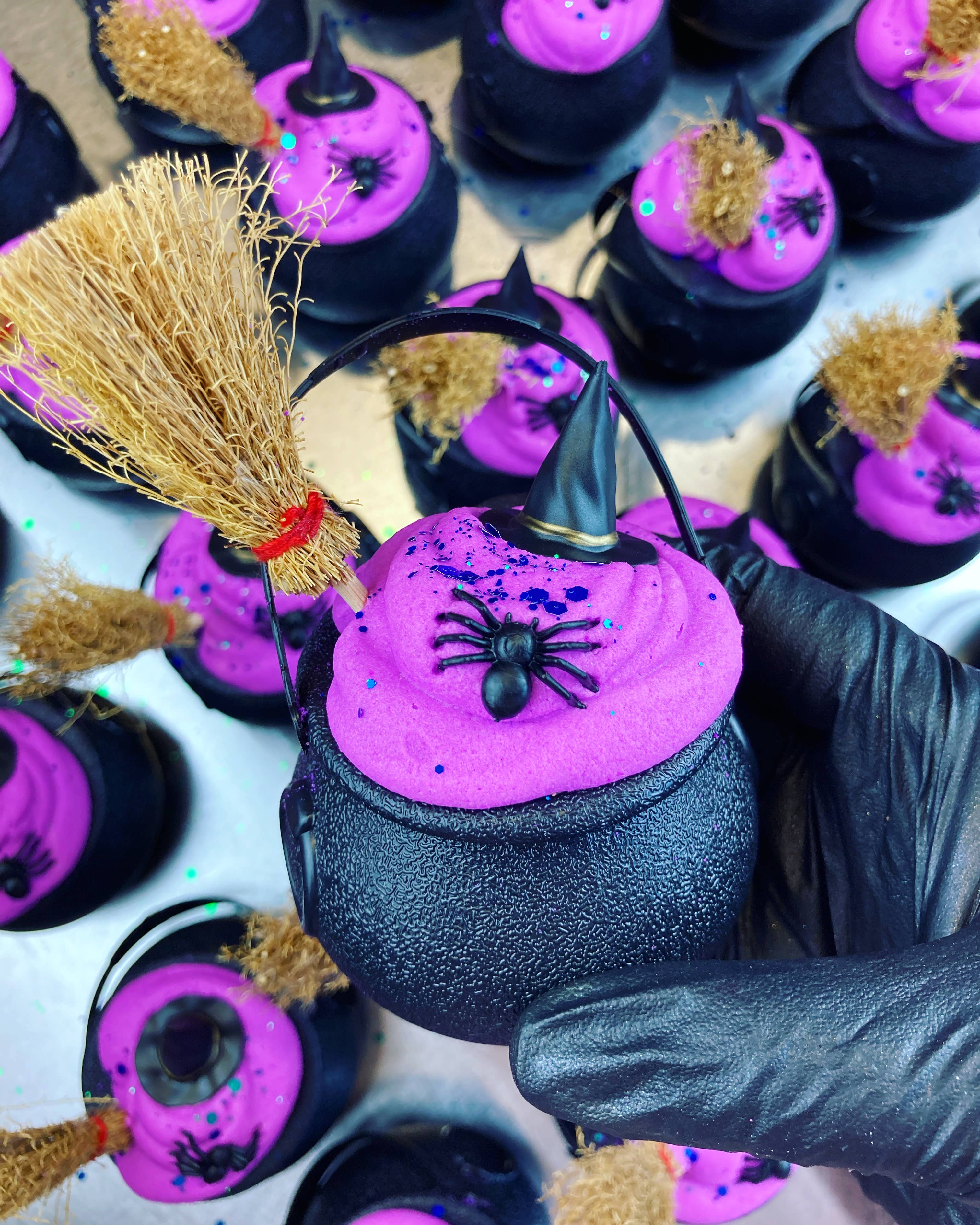 Soul Energy - Wholesale Bath Bomb/Fizz - Witch Spell Cauldrons Bath Bomb