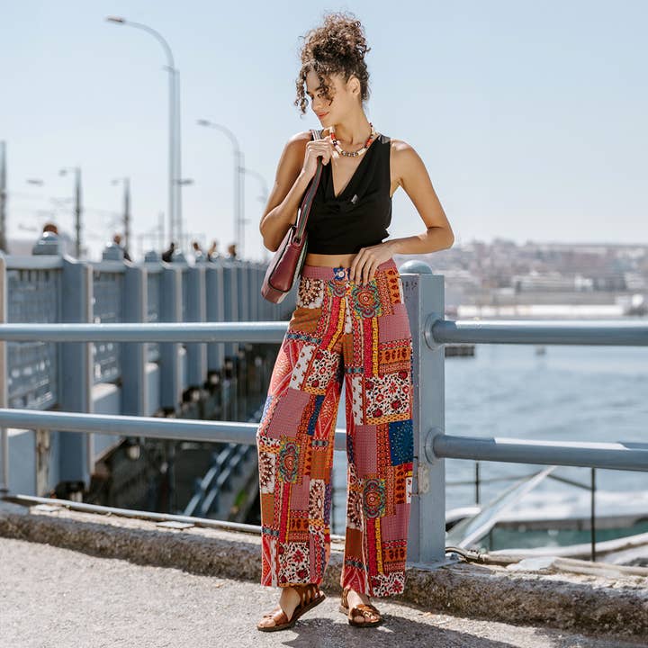 Los Banditos - Wholesale Pants - Women's - Palazzo High Waist Loose Cut Red Patterned Trousers