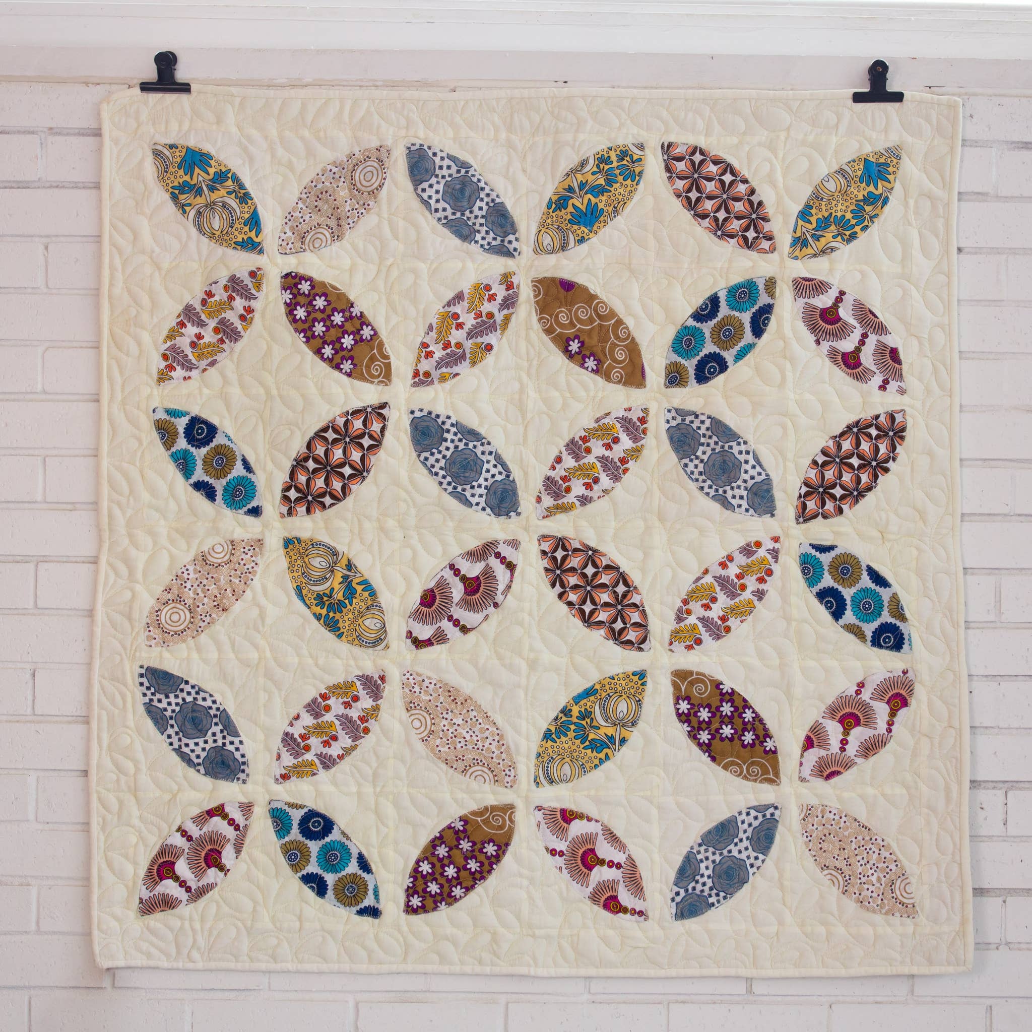 Amani ya Juu - Wholesale Quilt - Kids & Baby - Petals Baby Quilt1