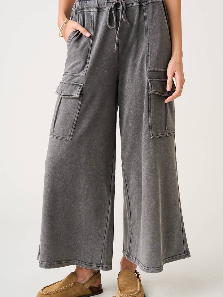 PANTALON CARGO EN TISSU ÉPONGE DÉLAVÉ À TAILLE ÉLASTIQUE pour la vente par mittoshop